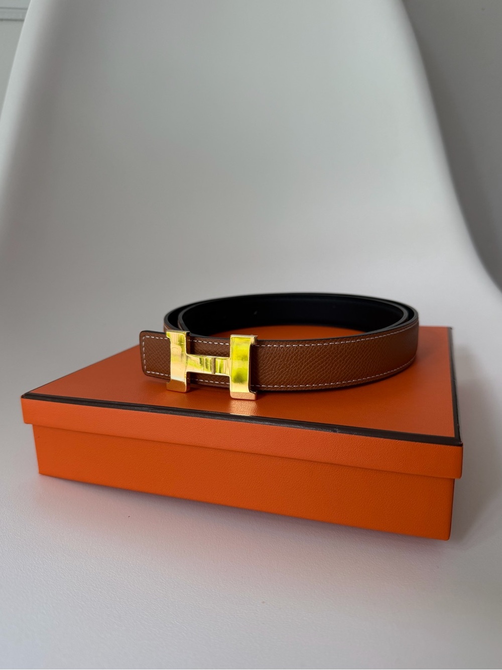 HERMES woman’s H Belt and Buckle Reversible Leather belt  24mm Size 80